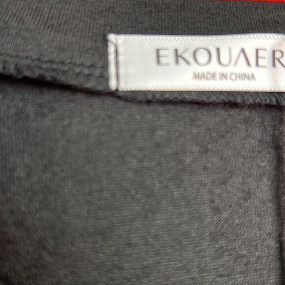 Ekaoer red and black moose print holiday 2 piece pajamas women large NWT - Picture 5 of 12